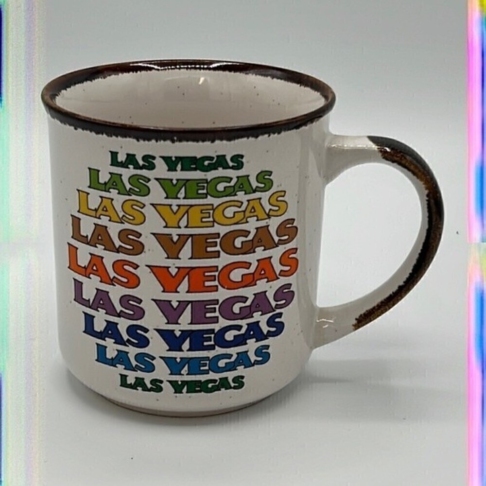 LAS VEGAS RAINBOW CREAM AND BROWN MUG VINTAGE